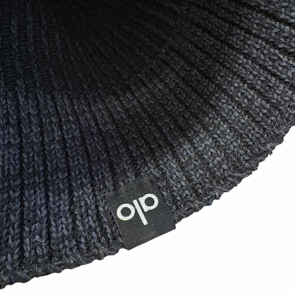 ALO Yoga | Denim Knit Cloche | Black | New with Tags - Picture 4 of 9